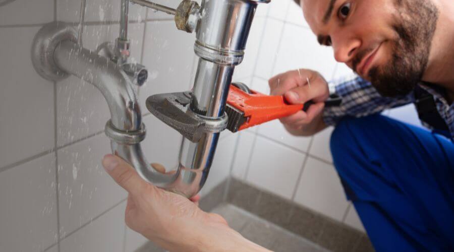 Professional same day plumber services in Toyah, TX